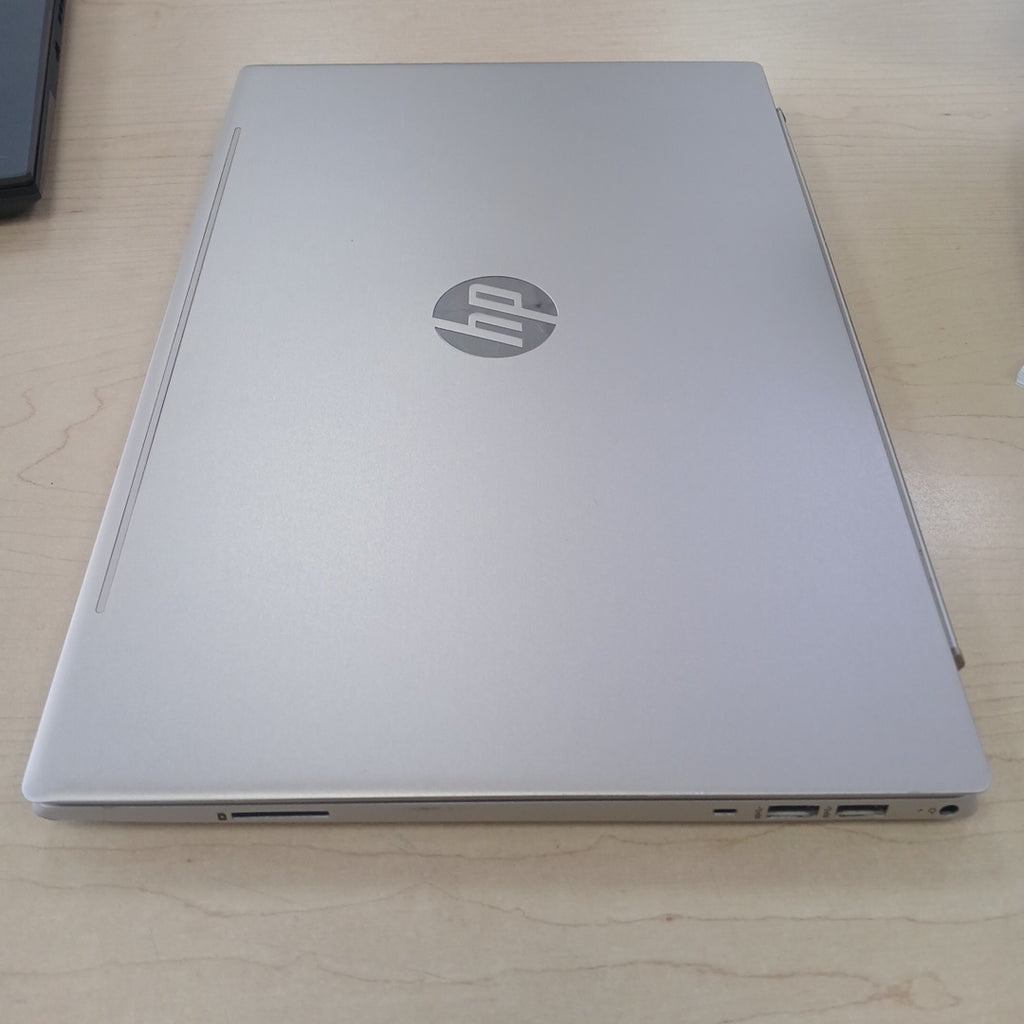 LAPTOP HP 15-CW1012LA (2019) 1 TB 12 GB RAM (SEMINUEVO)