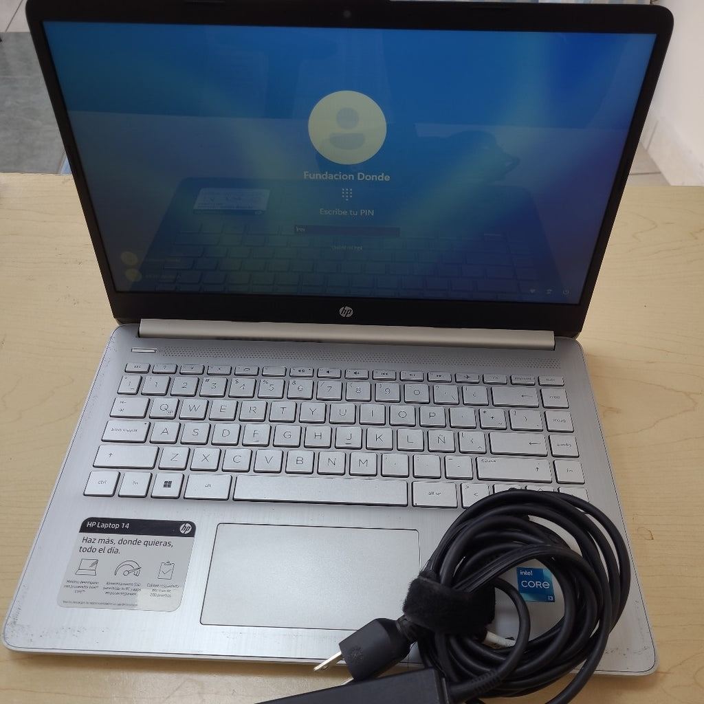 LAPTOP HP 14-DQ5007LA (2023) 512 GB SSD 16 GB RAM (SEMINUEVO)