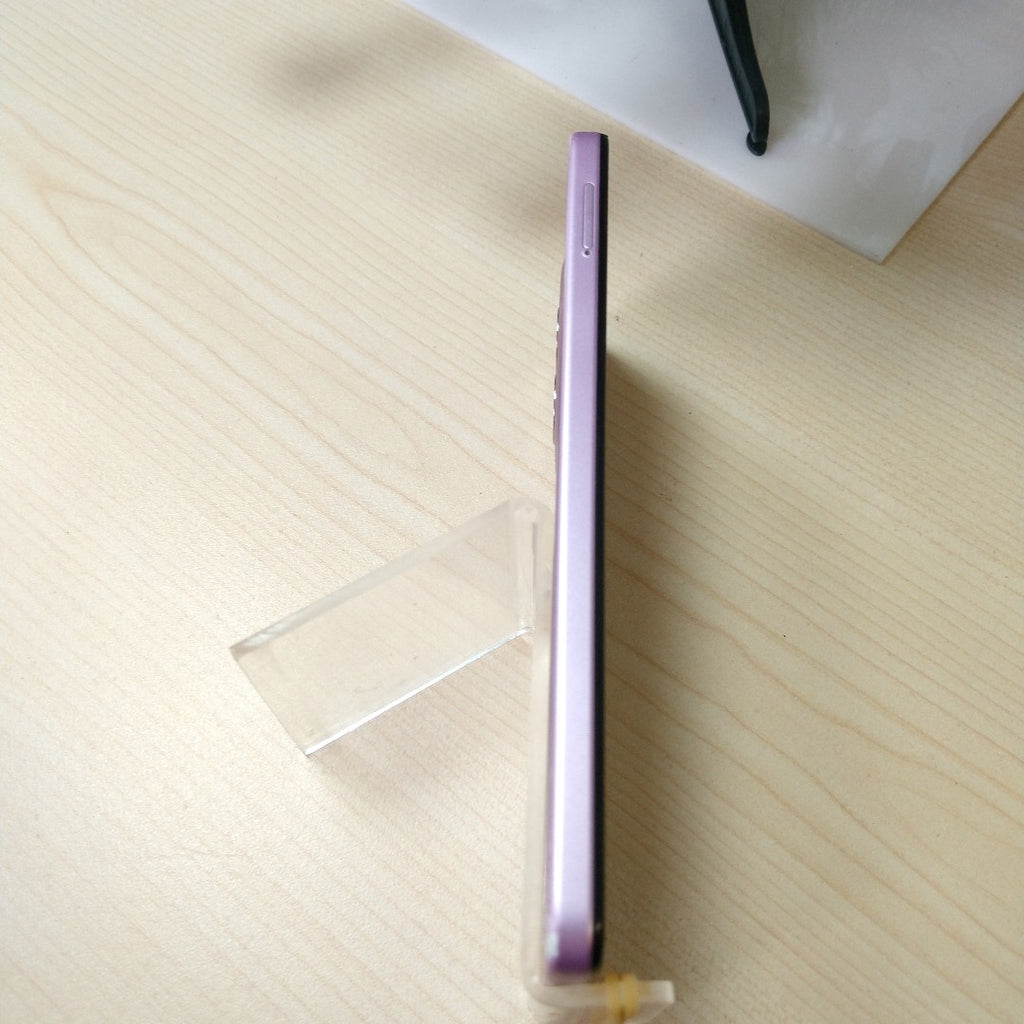 CELULAR MOTOROLA MOTO G24 XT2423-1 (2024) 256 GB 4 GB RAM (SEMINUEVO)