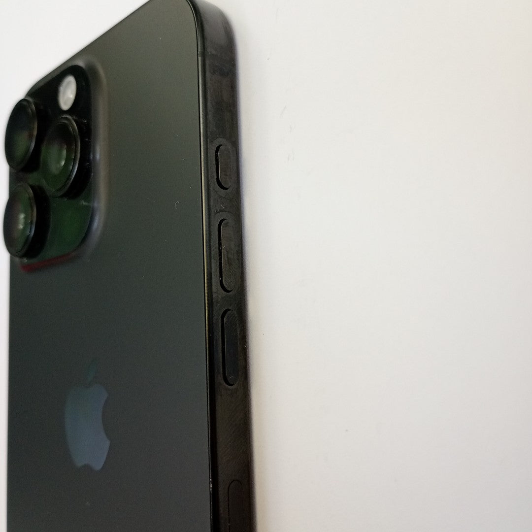 CELULAR APPLE IPHONE 16 PRO A3292 (2024) 256 GB 8 GB RAM (SEMINUEVO)