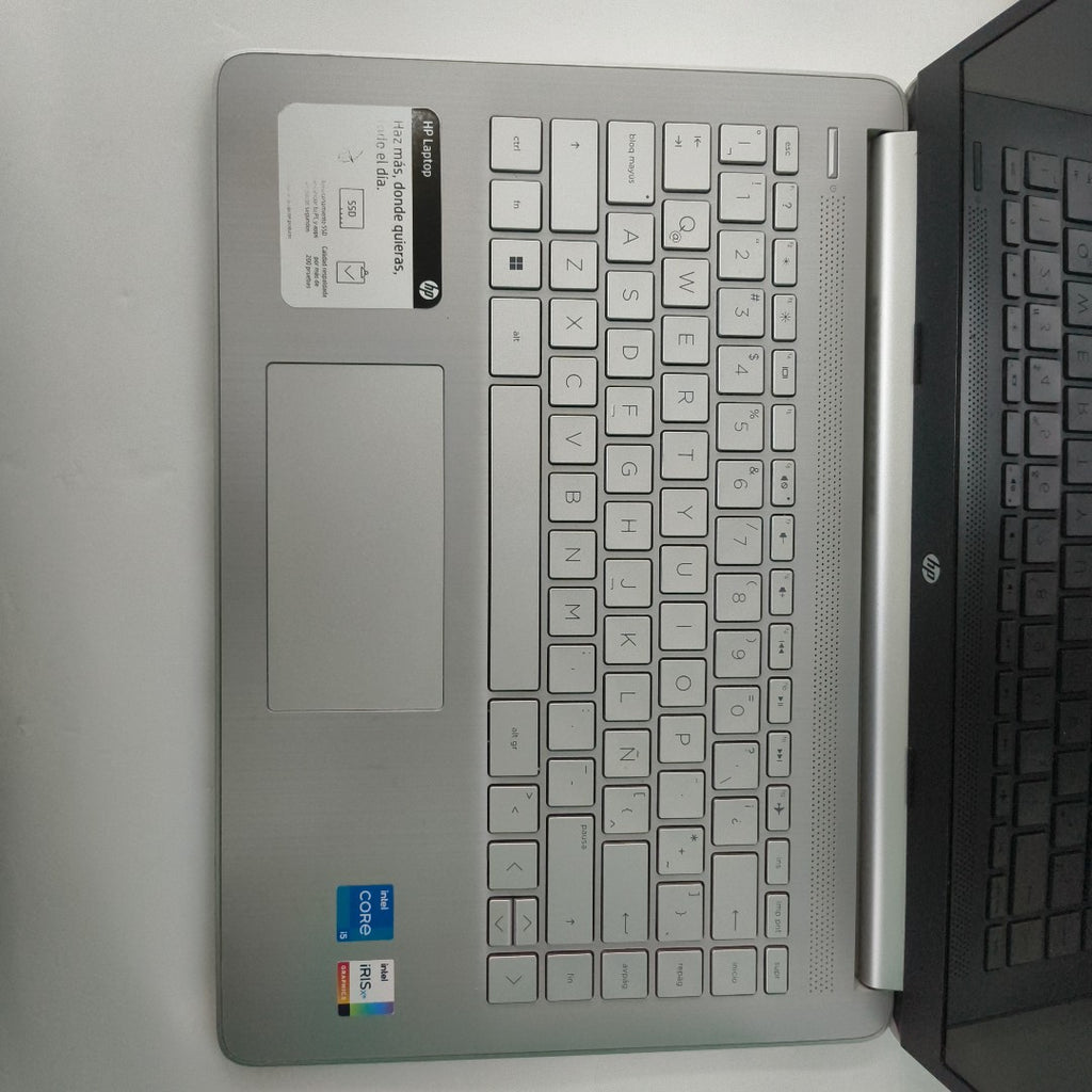 LAPTOP HP 14-DQ2533LA (2023) 512 GB SSD 8 GB RAM (SEMINUEVO)