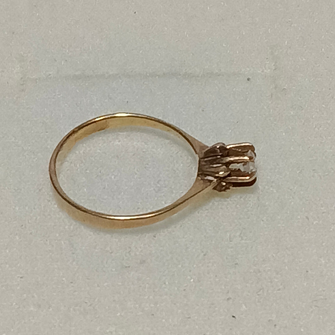 K1 1,70 GRMS 10 K ESPECIFICACIONES COMPLEMENTARIAS ANILLO TP SOLITARIO (SEMINUEVO)