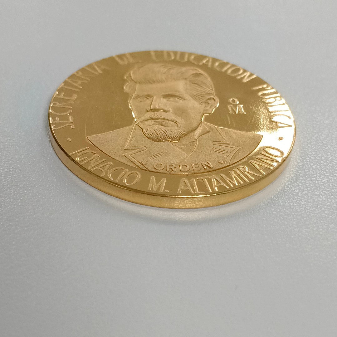 MEDALLA CONMEMORATIVA ORO 21 K 41.9 GRMS (SEMINUEVO)