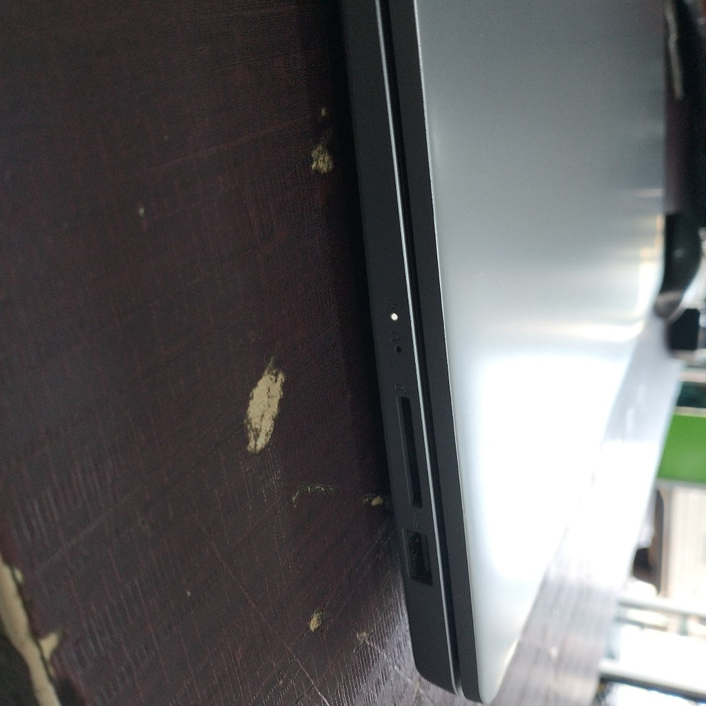 LAPTOP LENOVO IDEAPAD 1 14IGL7(2024) 128 GB SSD 4 GB RAM (SEMINUEVO)