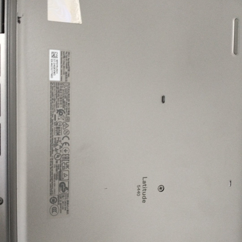 LAPTOP DELL LATITUDE 5440 (2023) 512 GB SSD 16 GB RAM (SEMINUEVO)