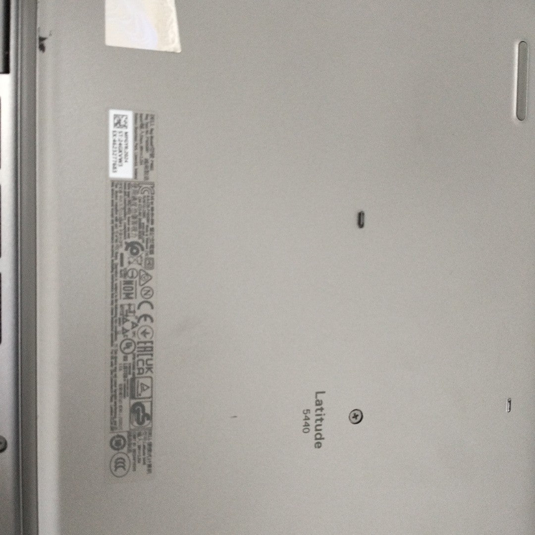 LAPTOP DELL LATITUDE 5440 (2023) 512 GB SSD 16 GB RAM (SEMINUEVO)