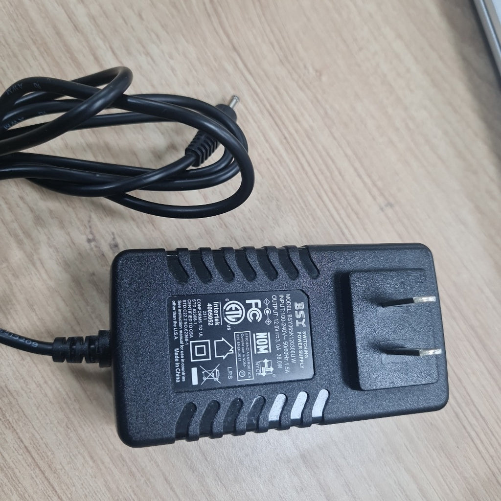 LAPTOP ACER ASPIRE LITE 14 AL14-31P-353Y (2024) 512 GB SSD 8 GB RAM (SEMINUEVO)