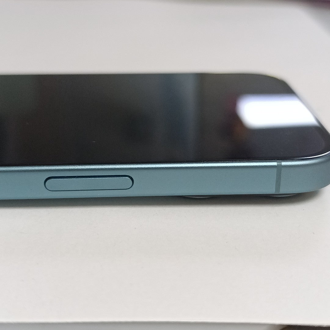 CELULAR APPLE IPHONE 16 A3286 (2024) 128 GB 8 GB RAM (SEMINUEVO)