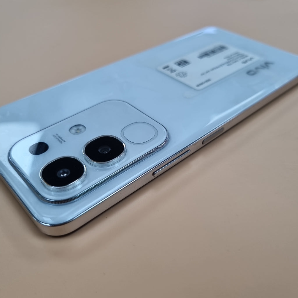 CELULAR VIVO Y29 V2434 (2025) 256 GB 8 GB RAM (SEMINUEVO)