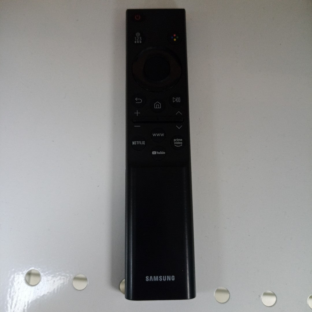 PANTALLA SAMSUNG BE50D-H (2025) 50" LED 4K (SEMINUEVO)