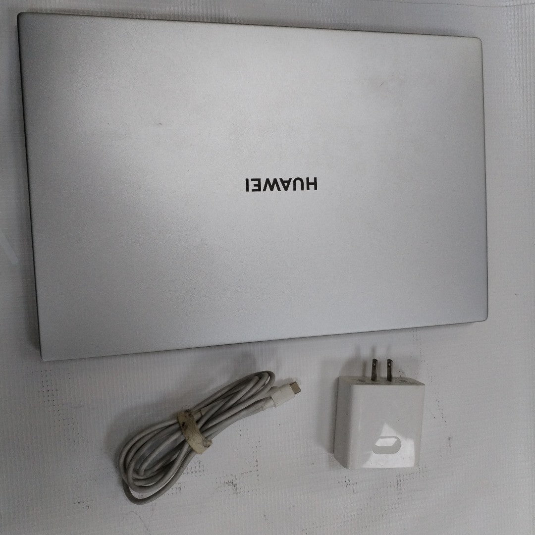 LAPTOP HUAWEI MATEBOOK D14 NBL-WAQ9R (2022) 512 GB SSD 8 GB RAM (SEMINUEVO)