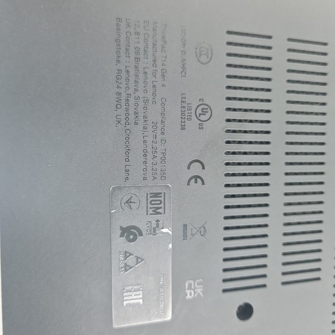 LAPTOP LENOVO THINKPAD T14 GEN 4 (2024) 256 GB SSD 16 GB RAM (SEMINUEVO)