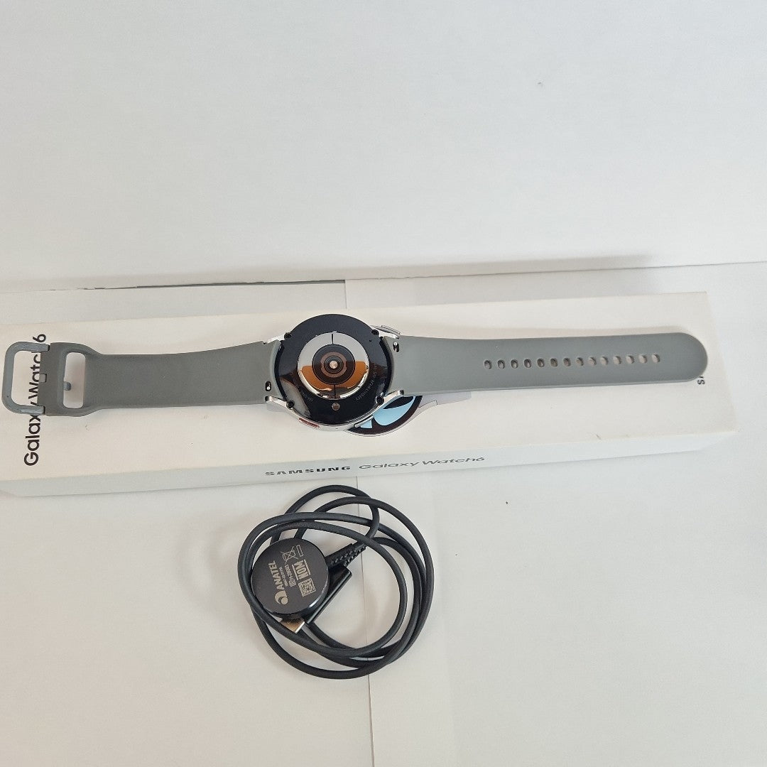 SMARTWATCH SAMSUNG GALAXY WATCH 6 SM-R940 44 MM GPS (SEMINUEVO)