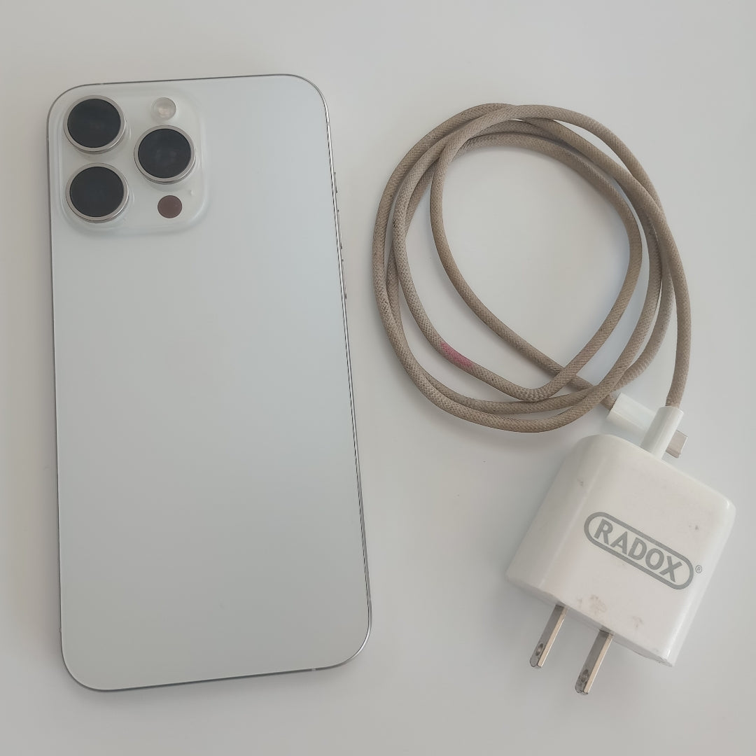 CELULAR APPLE IPHONE 15 PRO MAX A3105 (2023) 256 GB 8 GB RAM (SEMINUEVO)