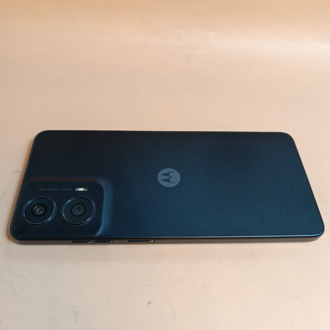 CELULAR MOTOROLA MOTO G24 XT2423-1 (2024) 256 GB 4 GB RAM (SEMINUEVO)