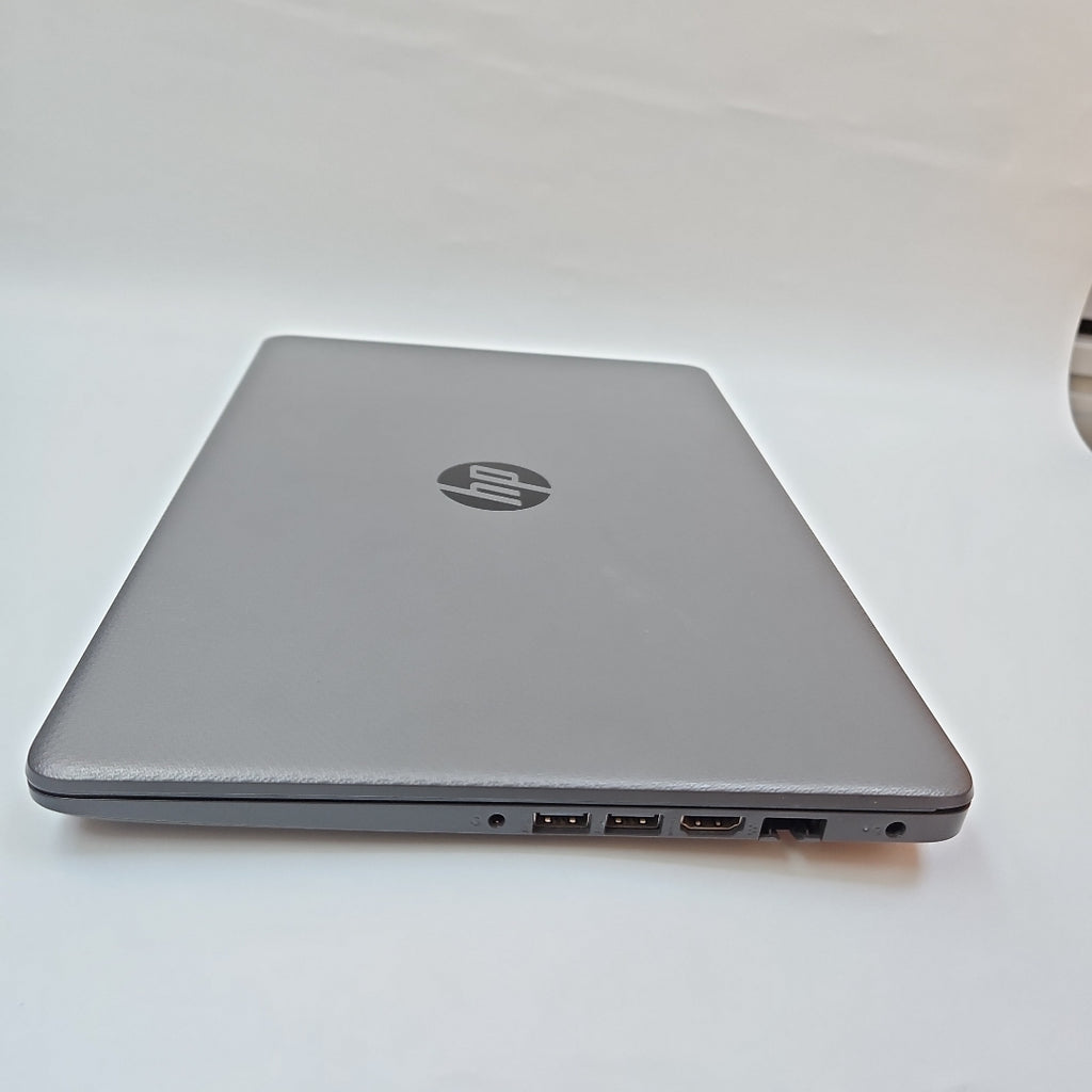 LAPTOP HP 245 G8 (2022) 1 TB 8 GB RAM