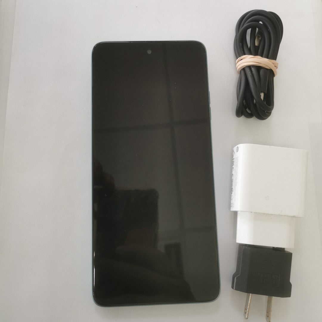 CELULAR MOTOROLA MOTO G56 5G XT2529-1(2025) 256 GB 8 GB RAM (SEMINUEVO)