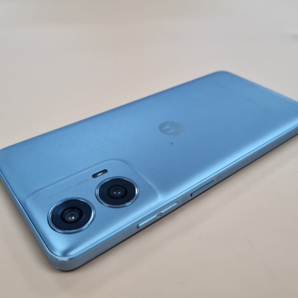 CELULAR MOTOROLA MOTO G24 POWER XT2425-1 (2024) 256 GB 8 GB RAM (SEMINUEVO)