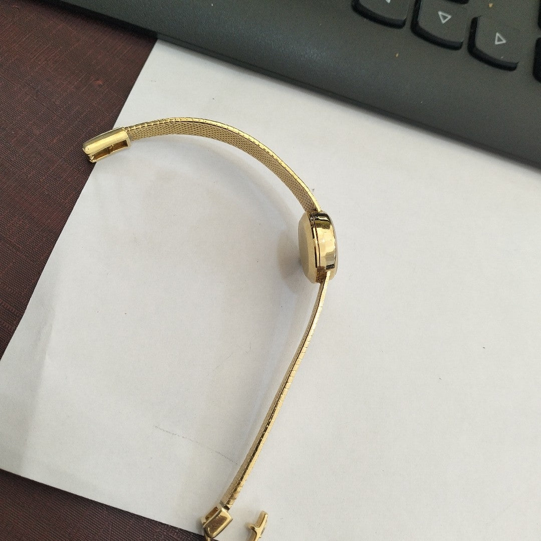 RELOJ CAJA Y PULSO ORO ORO 18 K 33.4 GRMS (SEMINUEVO)