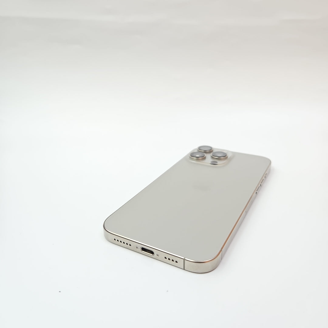 CELULAR APPLE IPHONE 16 PRO MAX A3295 (2024) 256 GB 8 GB RAM (SEMINUEVO)