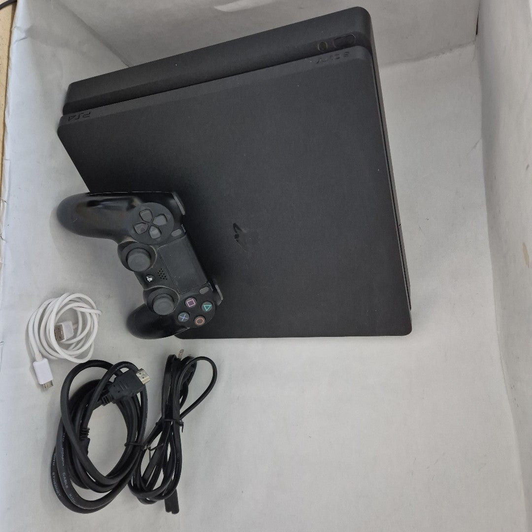 CONSOLA DE VIDEOJUEGO SONY PS4 SLIM 1 TB (SEMINUEVO)