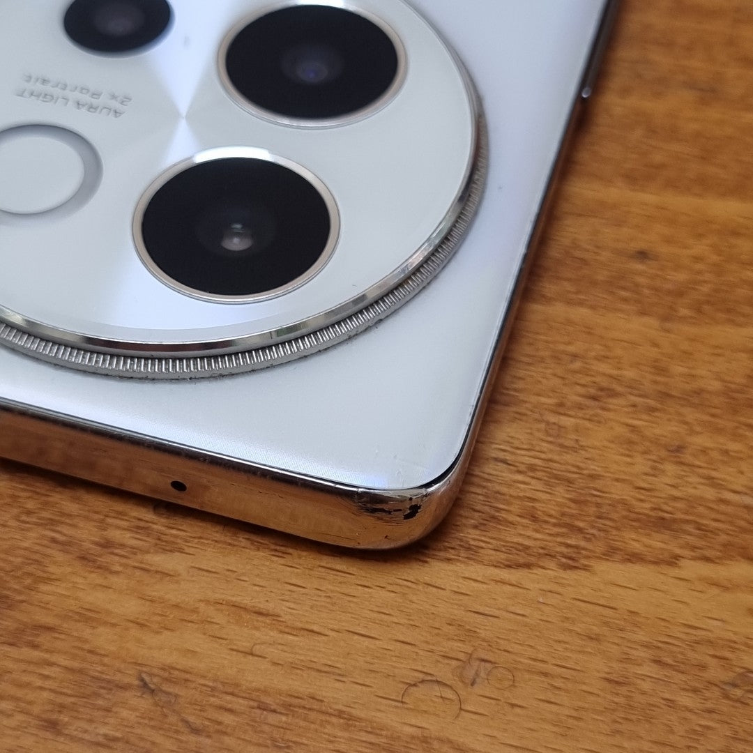 CELULAR VIVO V40 LITE V2341 (2024) 256 GB 8 GB RAM (SEMINUEVO)