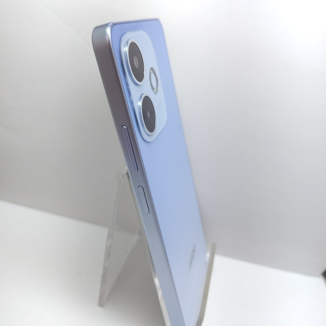 CELULAR OPPO  A5 PRO CPH2711 (2025) 256 GB 8 GB RAM (SEMINUEVO)