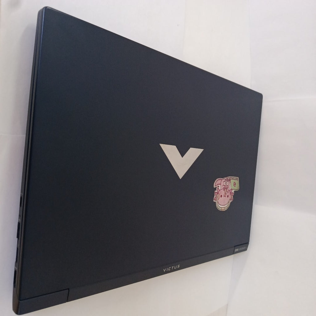 LAPTOP HP VICTUS 15-FA1012LA (2024) 1 TB SSD 16 GB RAM (SEMINUEVO)