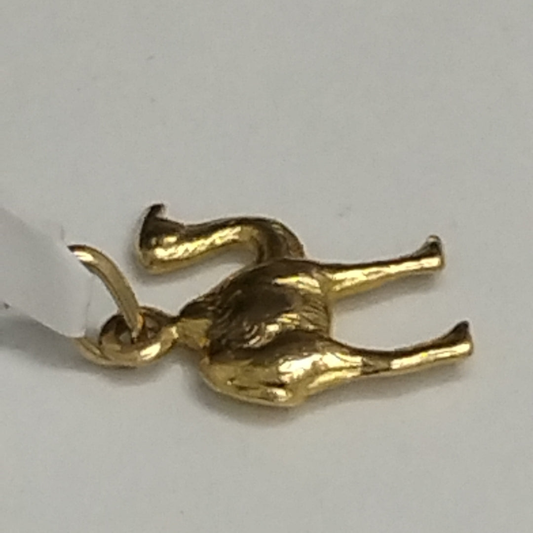 K1 1,50 GRMS 14 K ESPECIFICACIONES COMPLEMENTARIAS DIJE MOTIVO CAMELLO (SEMINUEVO)