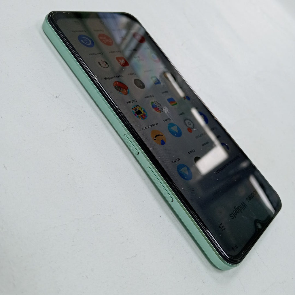 CELULAR VIVO Y03 V2332 (2024) 128 GB 4 GB RAM (SEMINUEVO)