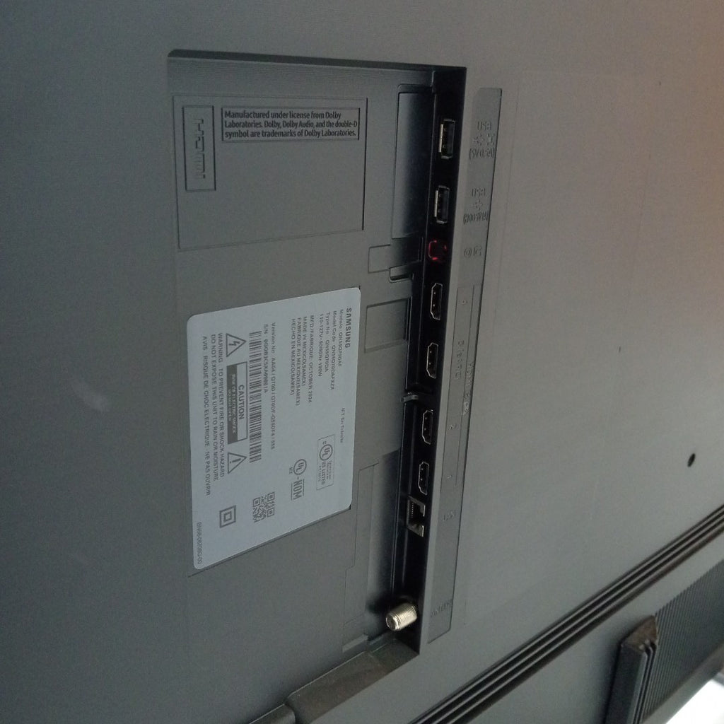 PANTALLA SAMSUNG QN55Q70DAF (2024) 55" QLED 4K (SEMINUEVO)