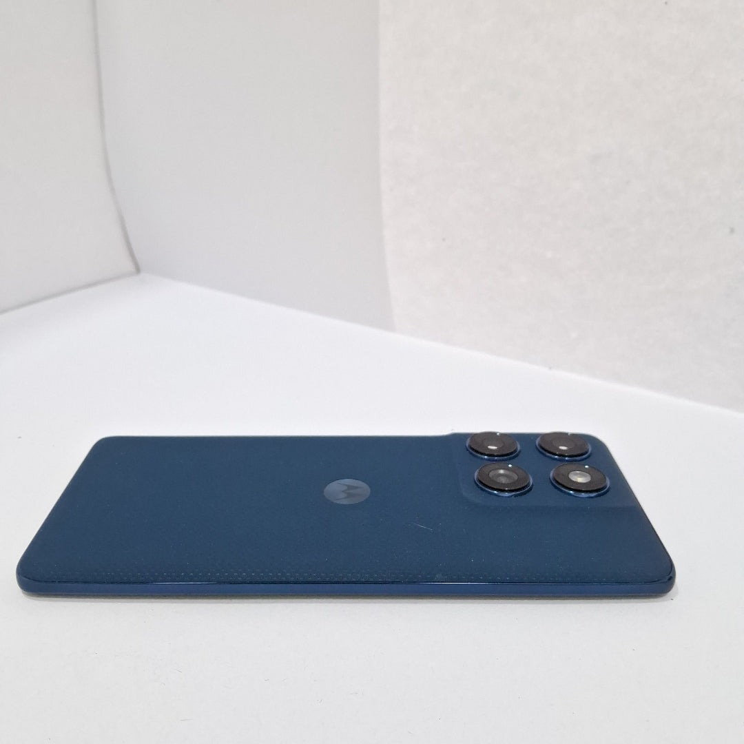 CELULAR MOTOROLA EDGE 60 XT2505-3 (2025) 512 GB 12 GB RAM (SEMINUEVO)