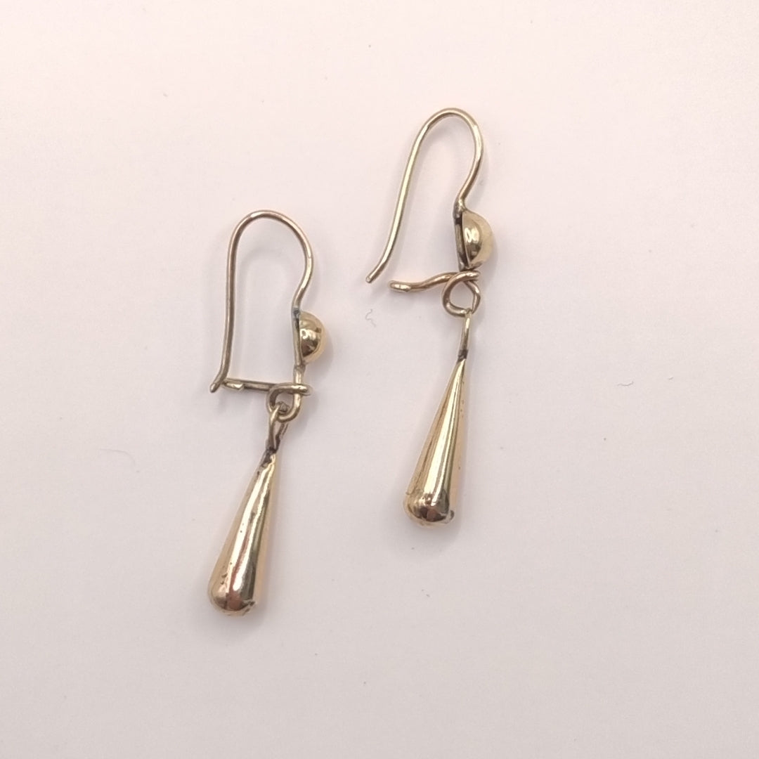 ARETES PAR ORO 14 K 2.8 GRMS (SEMINUEVO)