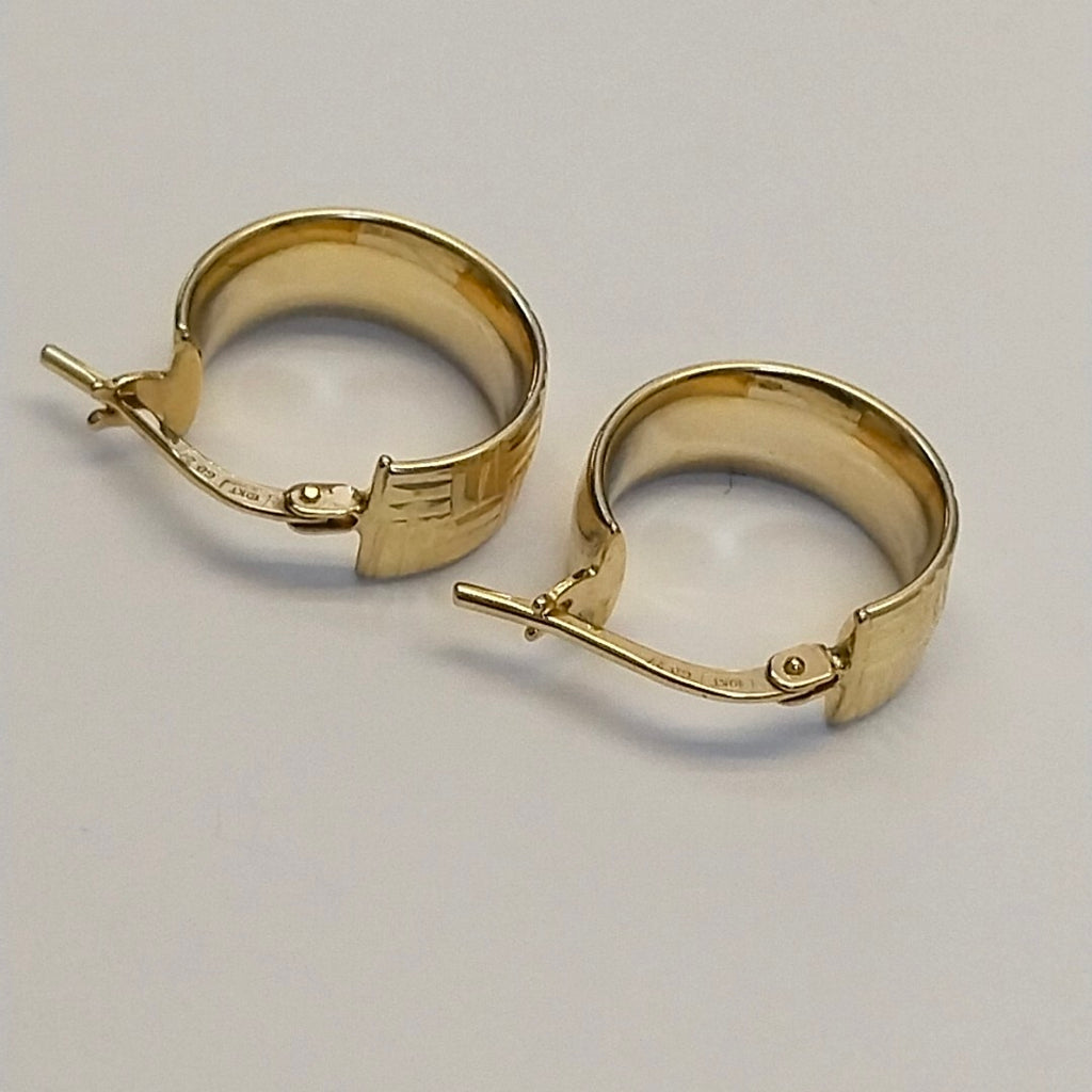 ARRACADAS PAR ORO 10 K 1.7 GRMS (SEMINUEVO)