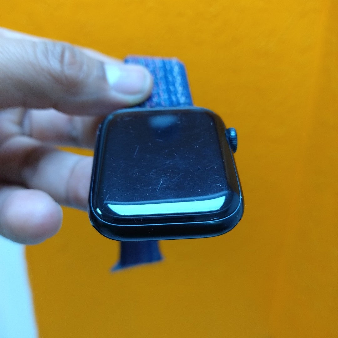 SMARTWATCH APPLE SE 2 ALUMINIO A2723 44 MM GPS (SEMINUEVO)