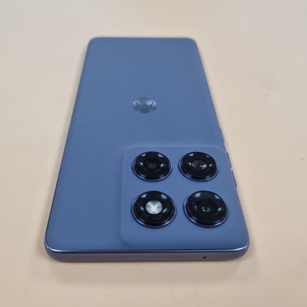 CELULAR MOTOROLA EDGE 60 FUSION XT2503-4 (2025) 256 GB 12 GB RAM (SEMINUEVO)