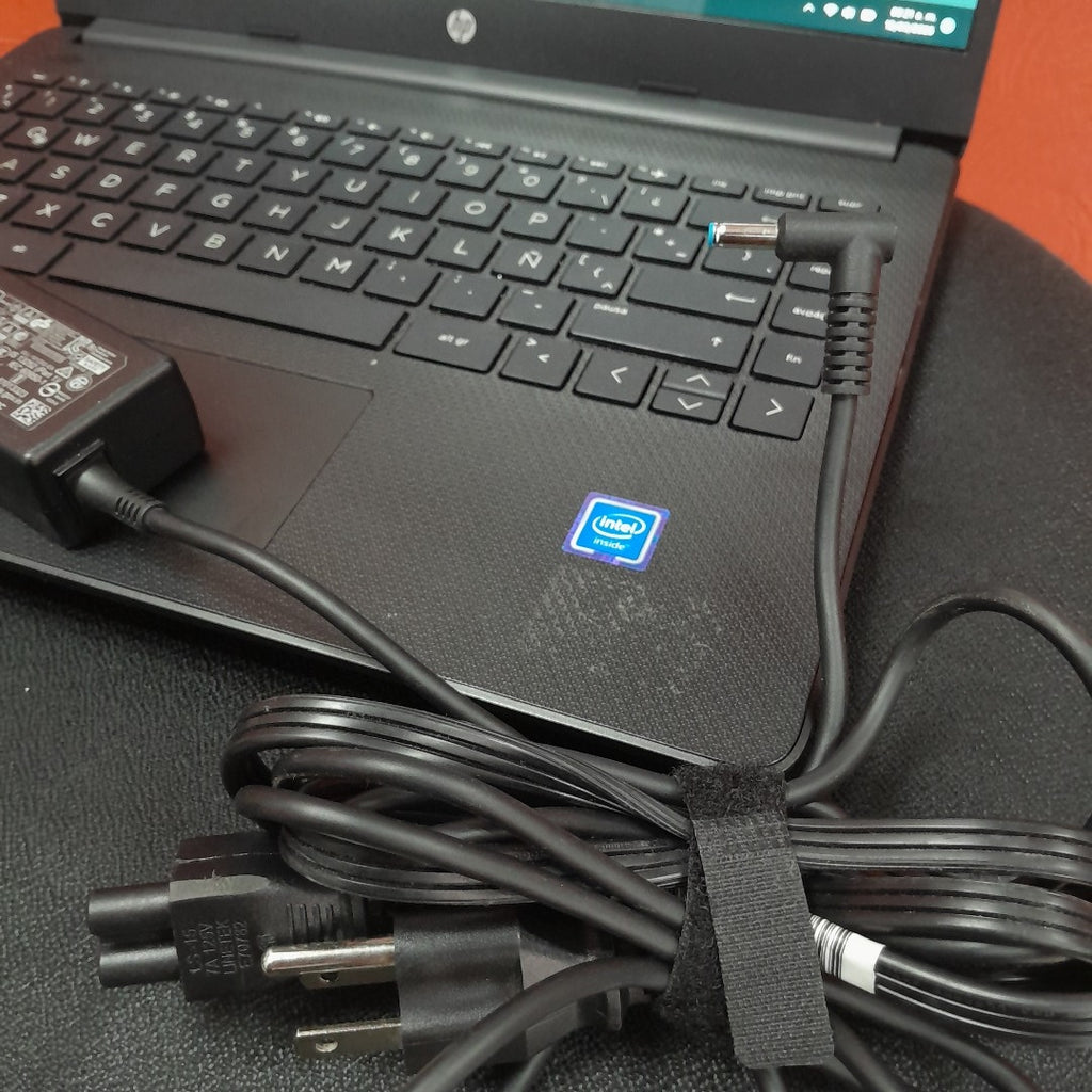 LAPTOP HP 14-DQ0510LA (2023) 256 GB SSD 4 GB RAM (SEMINUEVO)