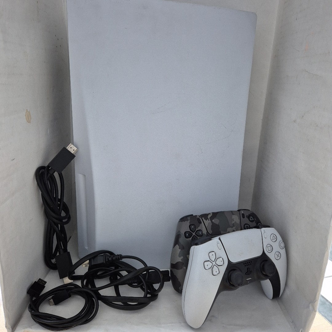 CONSOLA DE VIDEOJUEGO SONY PS5 825 SSD