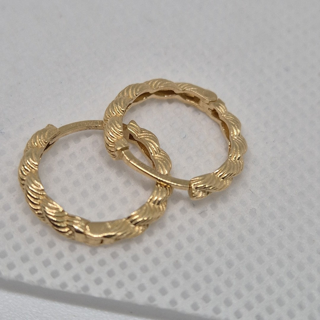HUGGIES ORO 14K 1.9 (NUEVO)