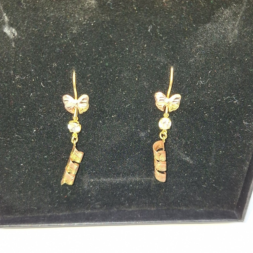 ARETES PAR ORO 10 K 1.9 GRMS (SEMINUEVO)