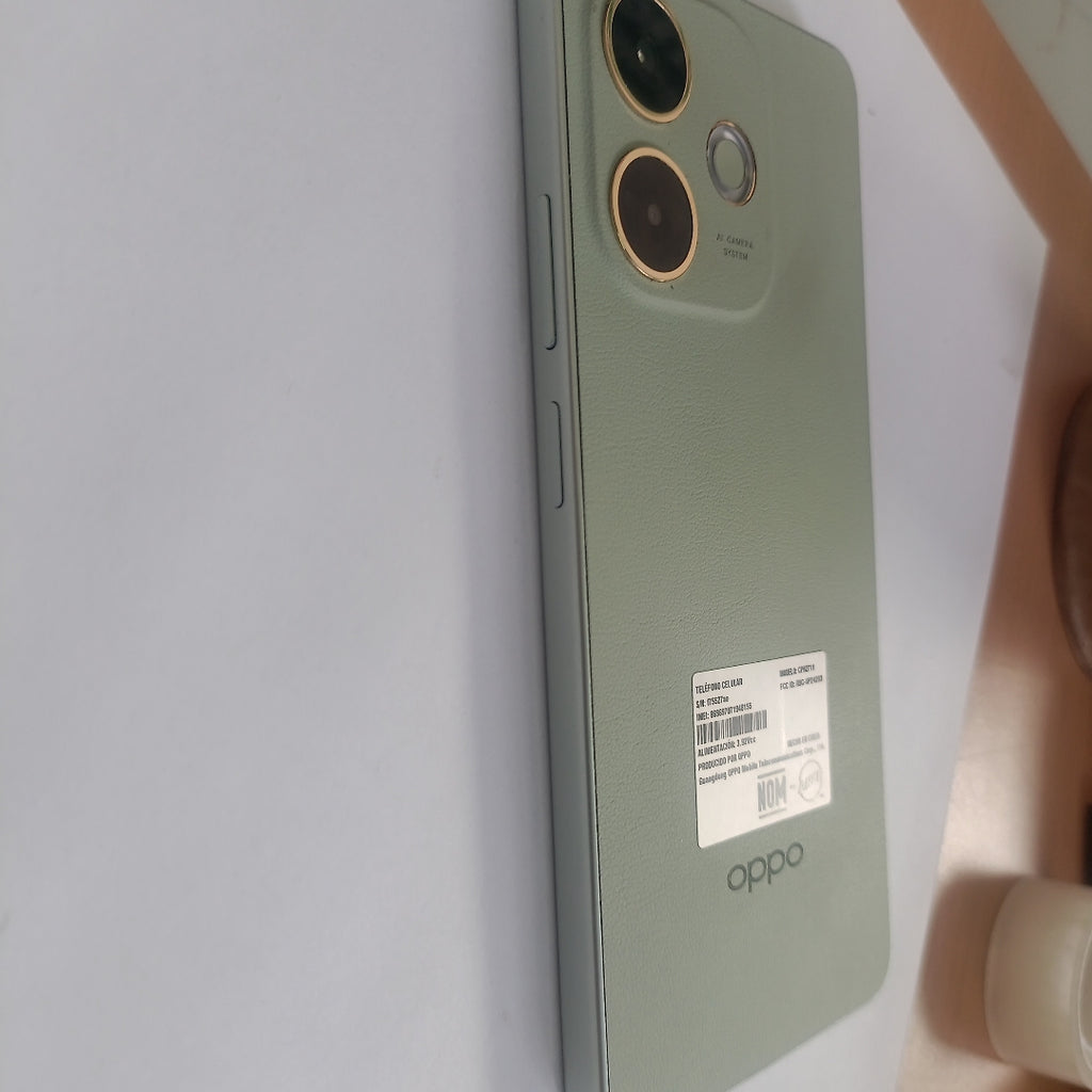 CELULAR OPPO  A5 PRO CPH2711 (2025) 256 GB 8 GB RAM (SEMINUEVO)