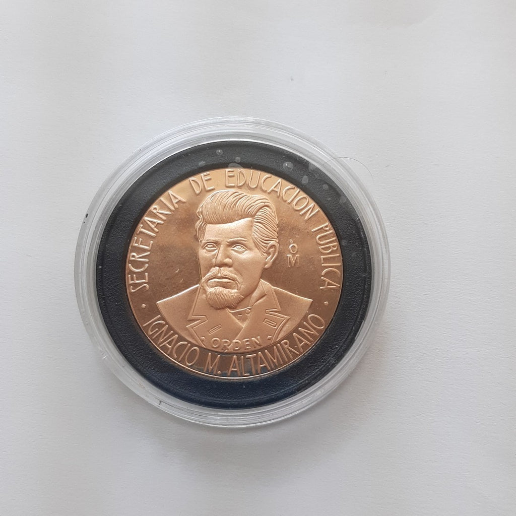 MEDALLA CONMEMORATIVA ORO 21 K 42 GRMS (SEMINUEVO)