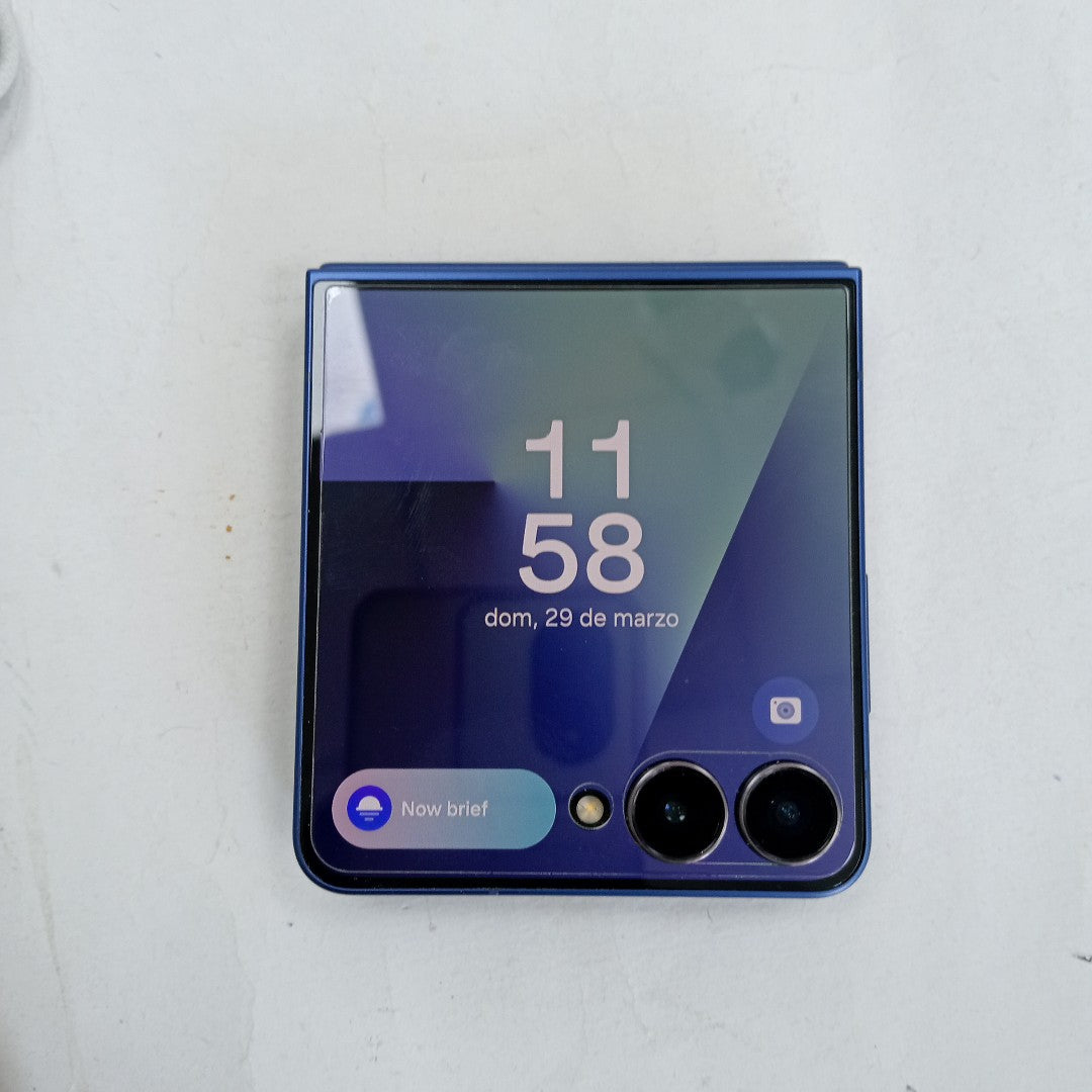 CELULAR SAMSUNG GALAXY Z FLIP 7 SM-F766B (2025) 512 GB 12 GB RAM (SEMINUEVO)