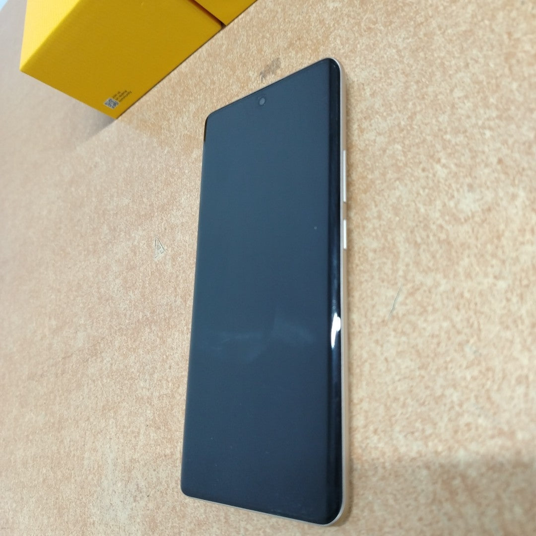 CELULAR REALME 14 PRO 5G RMX5056 (2025) 256 GB 8 GB RAM (SEMINUEVO)