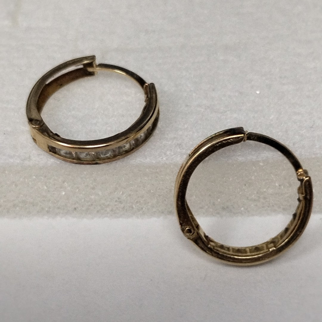 ARRACADAS PAR ORO 10 K 1.2 GRMS (SEMINUEVO)
