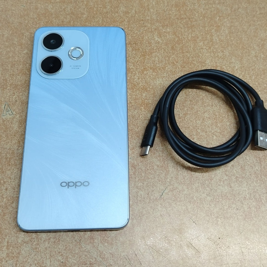 CELULAR OPPO  A5 PRO CPH2711 (2025) 256 GB 8 GB RAM (SEMINUEVO)