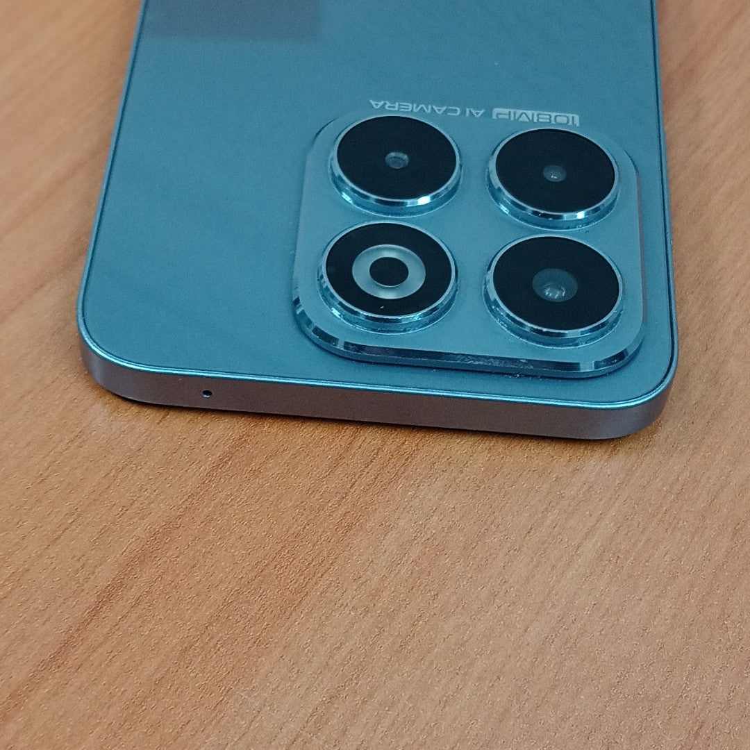 CELULAR ZTE AXON 70 Z2459 256 GB 6 GB RAM (SEMINUEVO)