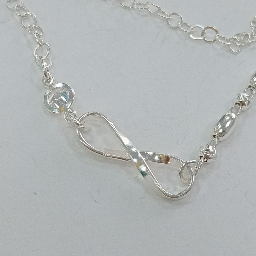 PULSERA TEJIDO ESPECIAL PLATA .925 18 CM 2.6 GR (NUEVO)