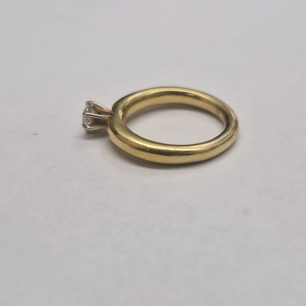 SOLITARIO ORO 14 K 4.3 GRMS (SEMINUEVO)