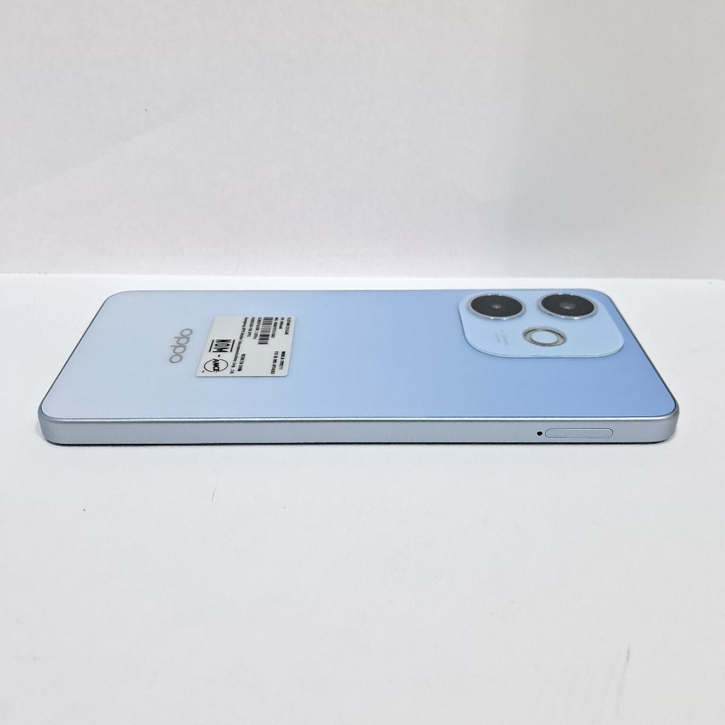 CELULAR OPPO  A5 PRO CPH2711 (2025) 256 GB 8 GB RAM (SEMINUEVO)
